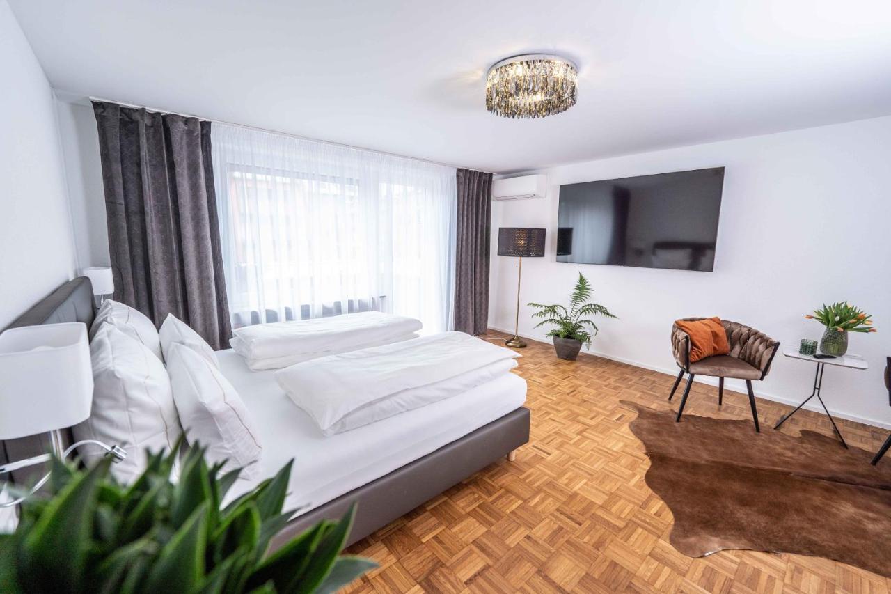 City Wohnung Fn L 5 Klimatisiert Mit Balkon Und Kueche FDH Exteriör bild
