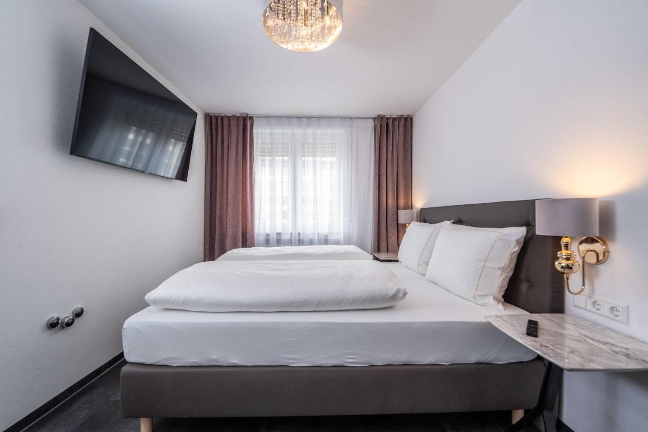 City Wohnung Fn L 5 Klimatisiert Mit Balkon Und Kueche FDH Exteriör bild