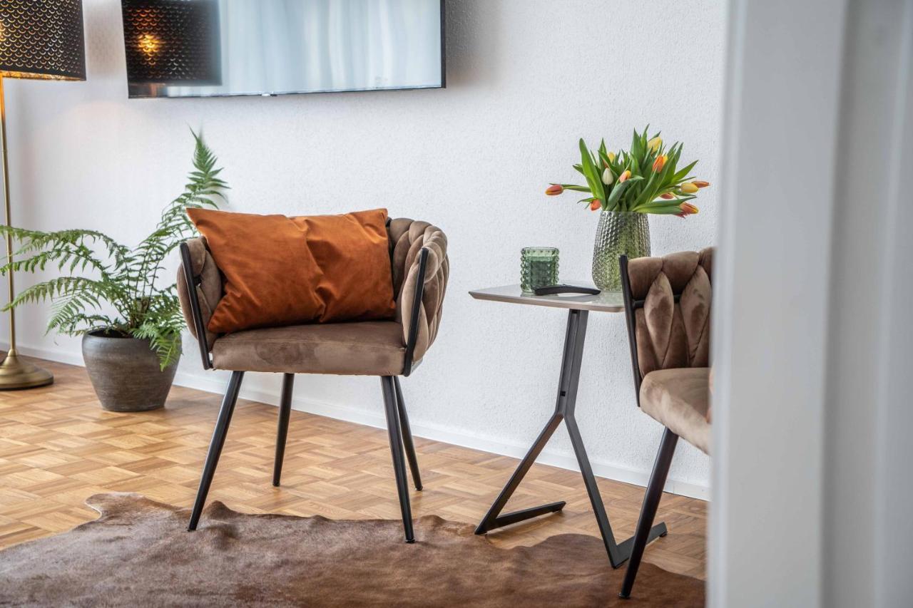 City Wohnung Fn L 5 Klimatisiert Mit Balkon Und Kueche FDH Exteriör bild