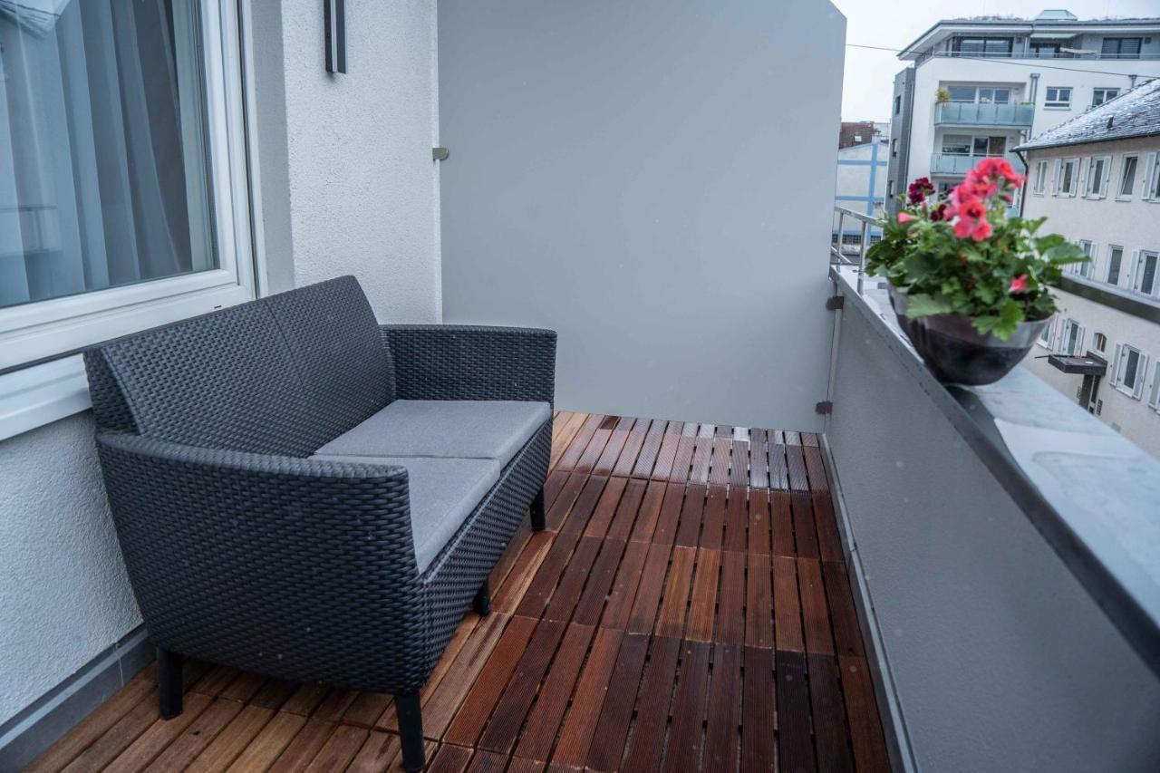 City Wohnung Fn L 5 Klimatisiert Mit Balkon Und Kueche FDH Exteriör bild